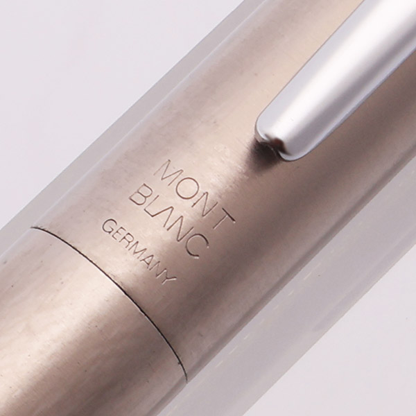 Montblanc Noblesse Slimline Fountain Pen (1970s) - Brushed Steel w